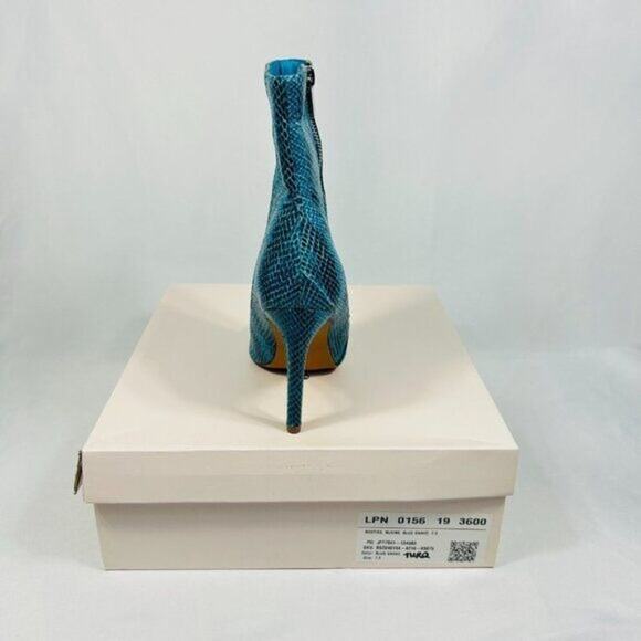 NWT/NIB JustFab Blaine Womens Blue Snake Heeled Ankle Boot 4" Stiletto Size 7.5 - Picture 2 of 5